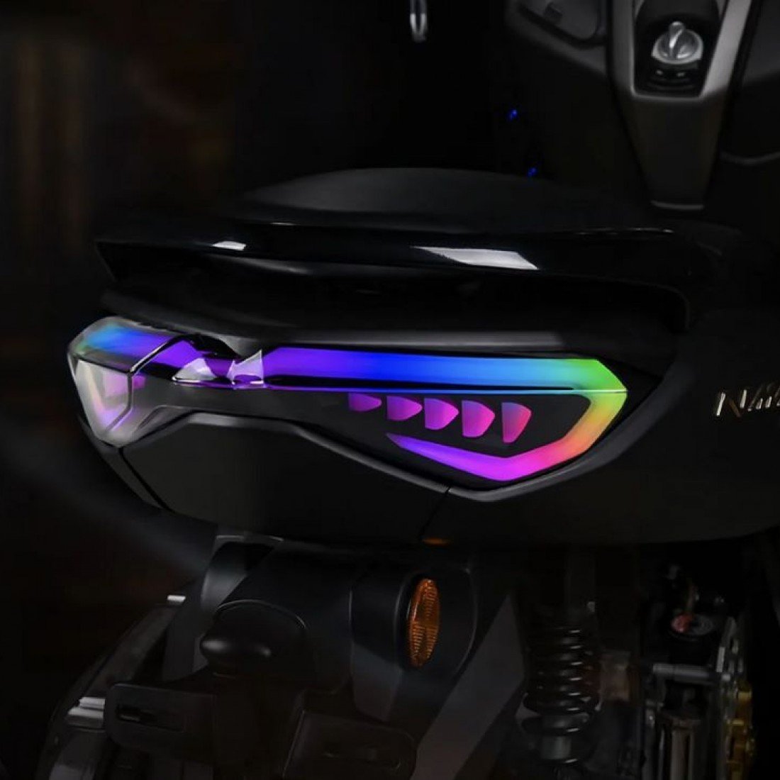 ΦΑΝΑΡΙ ΣΤΟΠ LED Multicolor YAMAHA N-MAX 125/155 (2021-2024) ROC